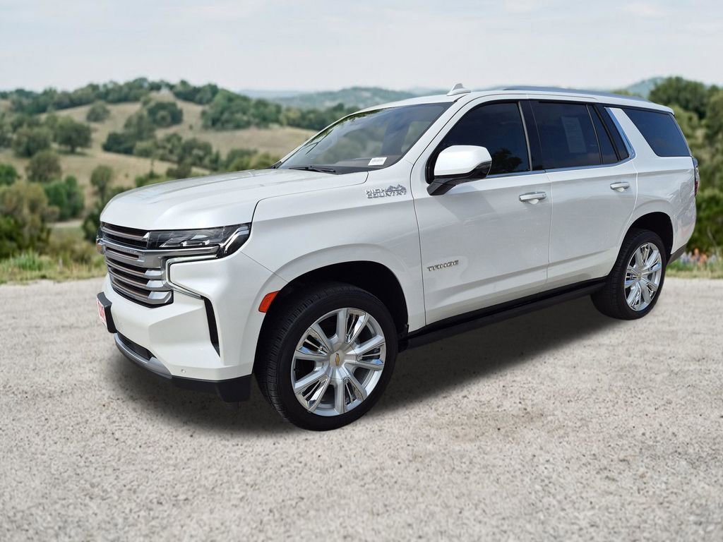 Used 2024 Chevrolet Tahoe High Country RWD image 3