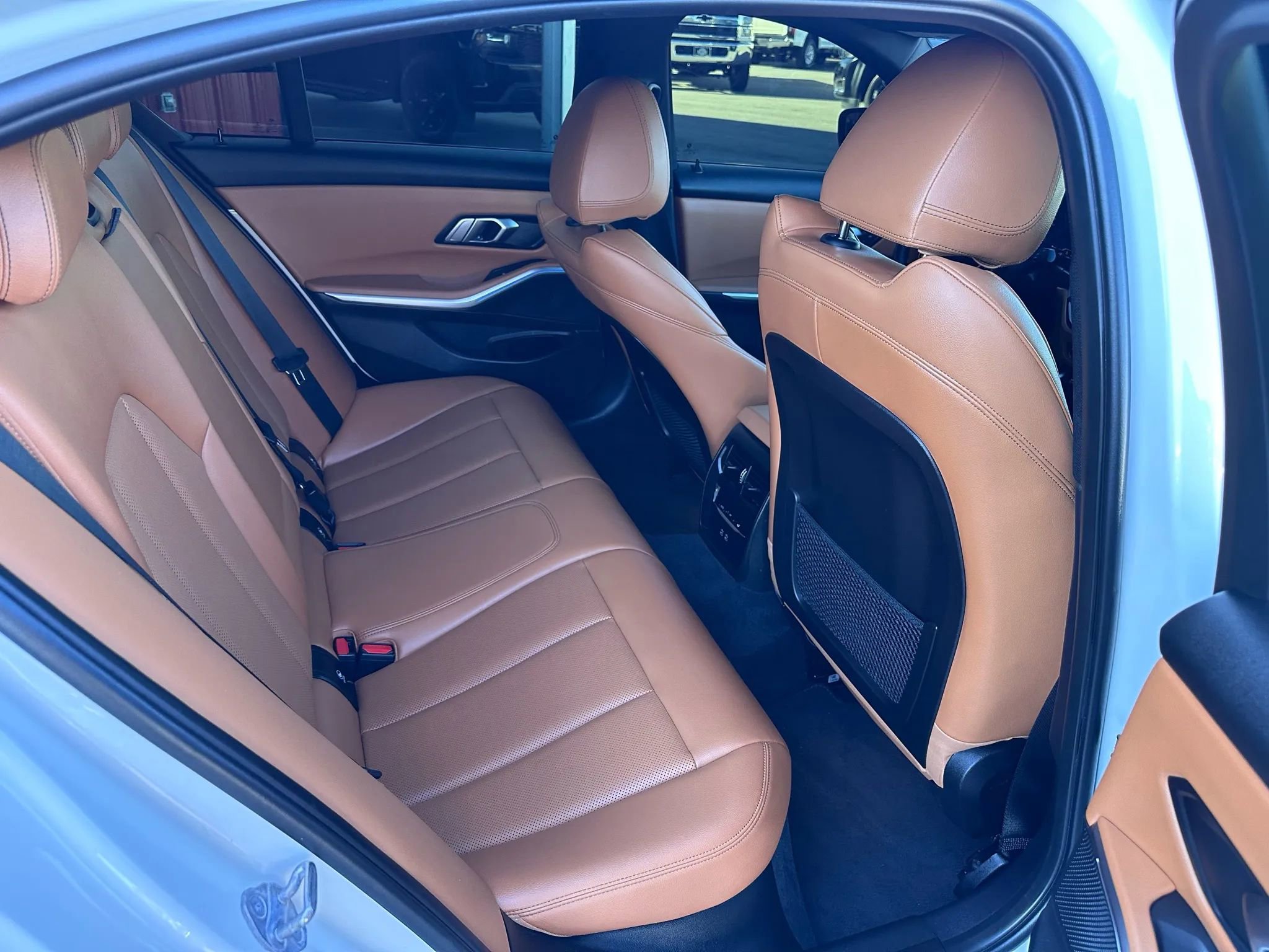 Used 2023 BMW 330e w/ Driving Assistance Package image 11