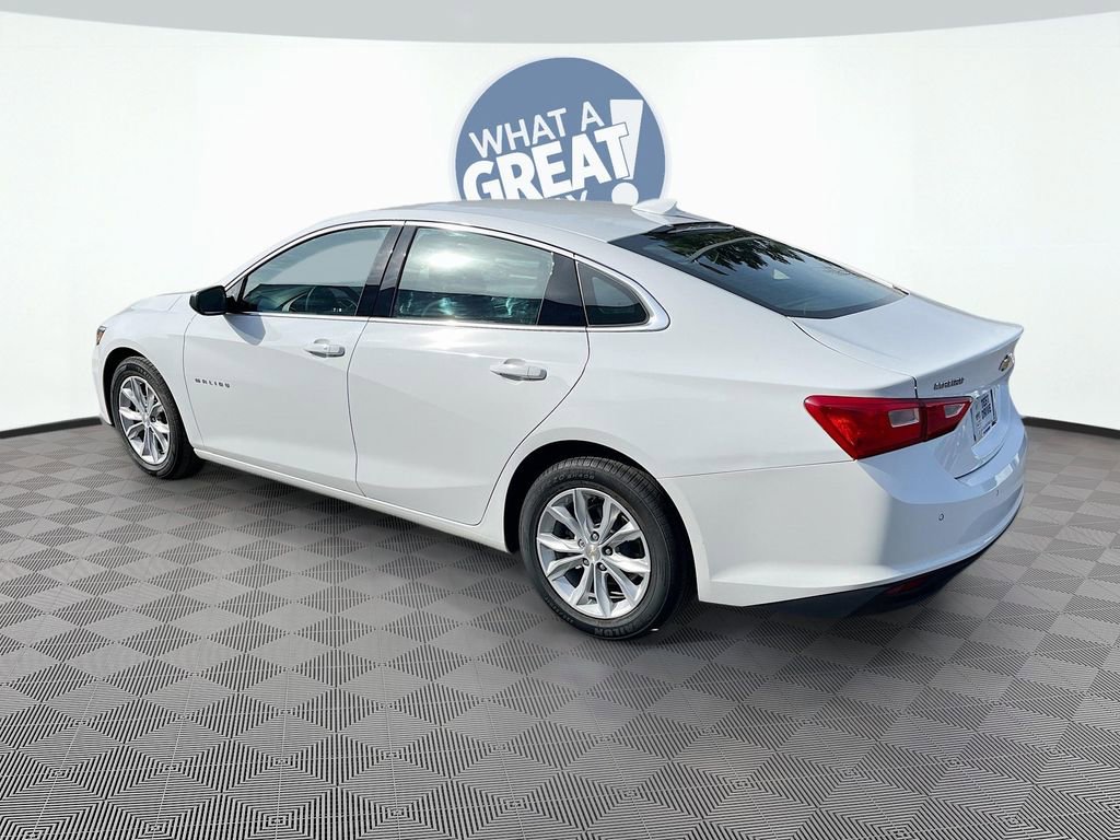 Used 2025 Chevrolet Malibu LT FWD image 8