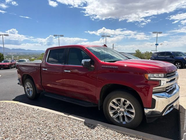Used 2022 Chevrolet Silverado 1500 LTZ w/ LTZ Convenience Package II AWD/4WD image 2