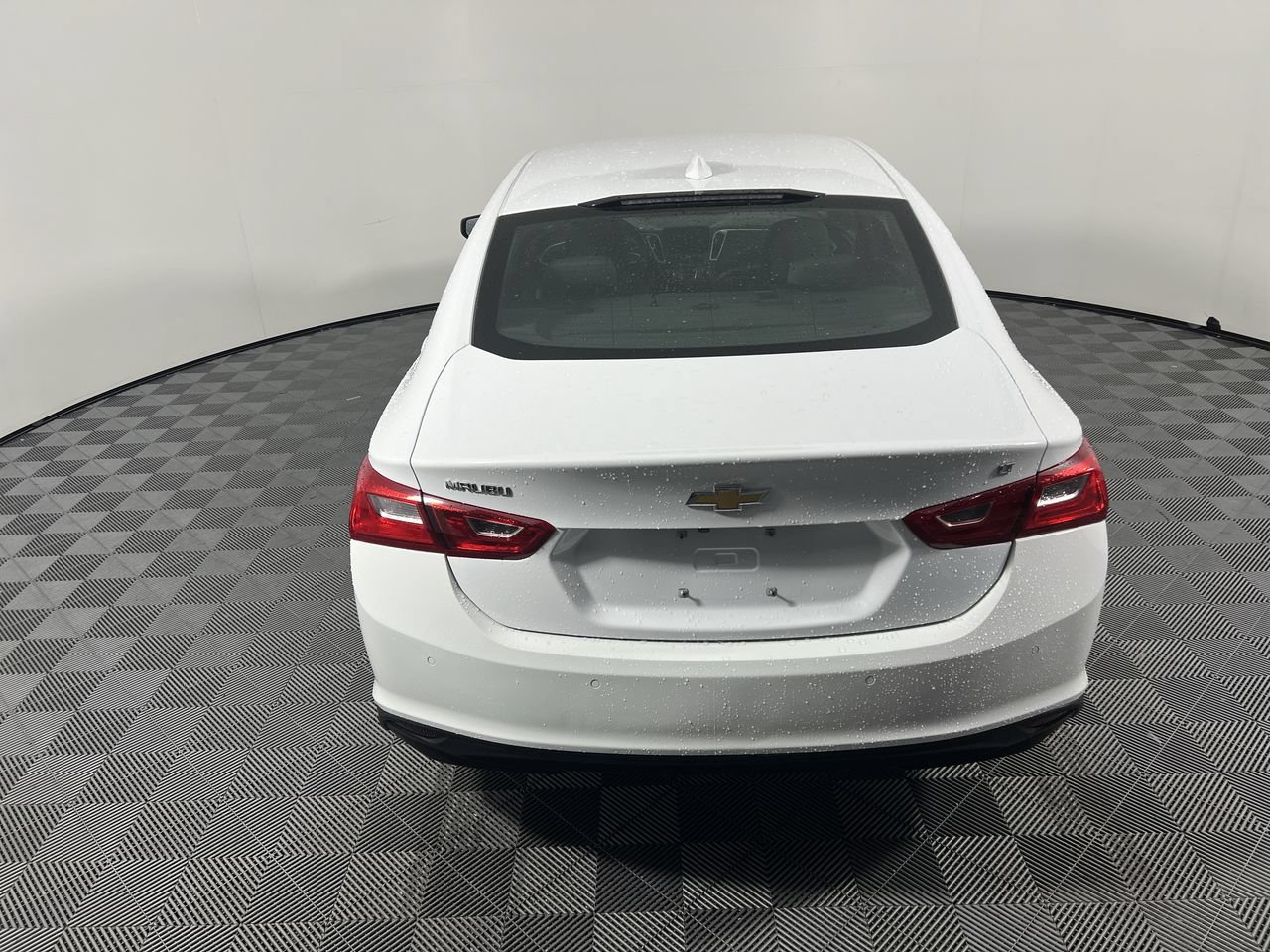 Used 2024 Chevrolet Malibu LT FWD image 4