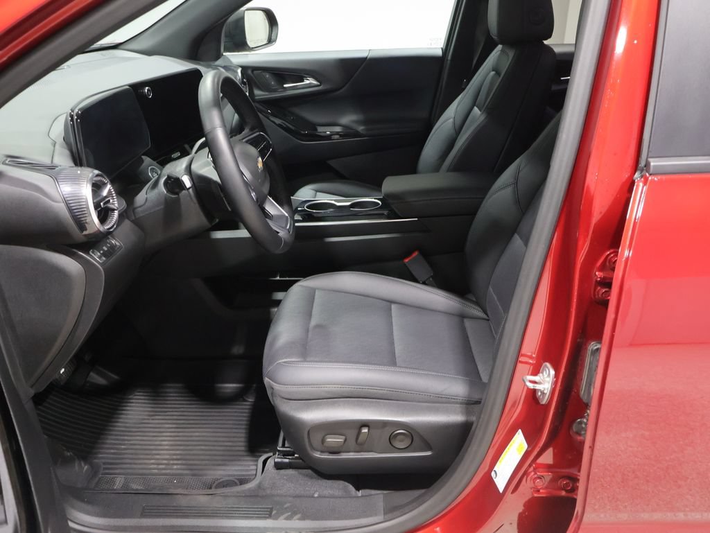 Used 2025 Chevrolet Equinox LT w/ Convenience Package II AWD/4WD image 11