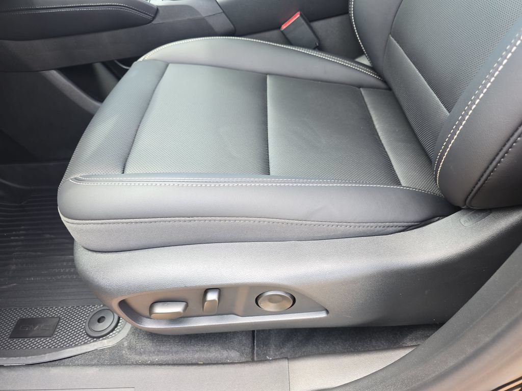 New 2026 GMC Terrain Elevation w/ Elevation Premium Package FWD image 29