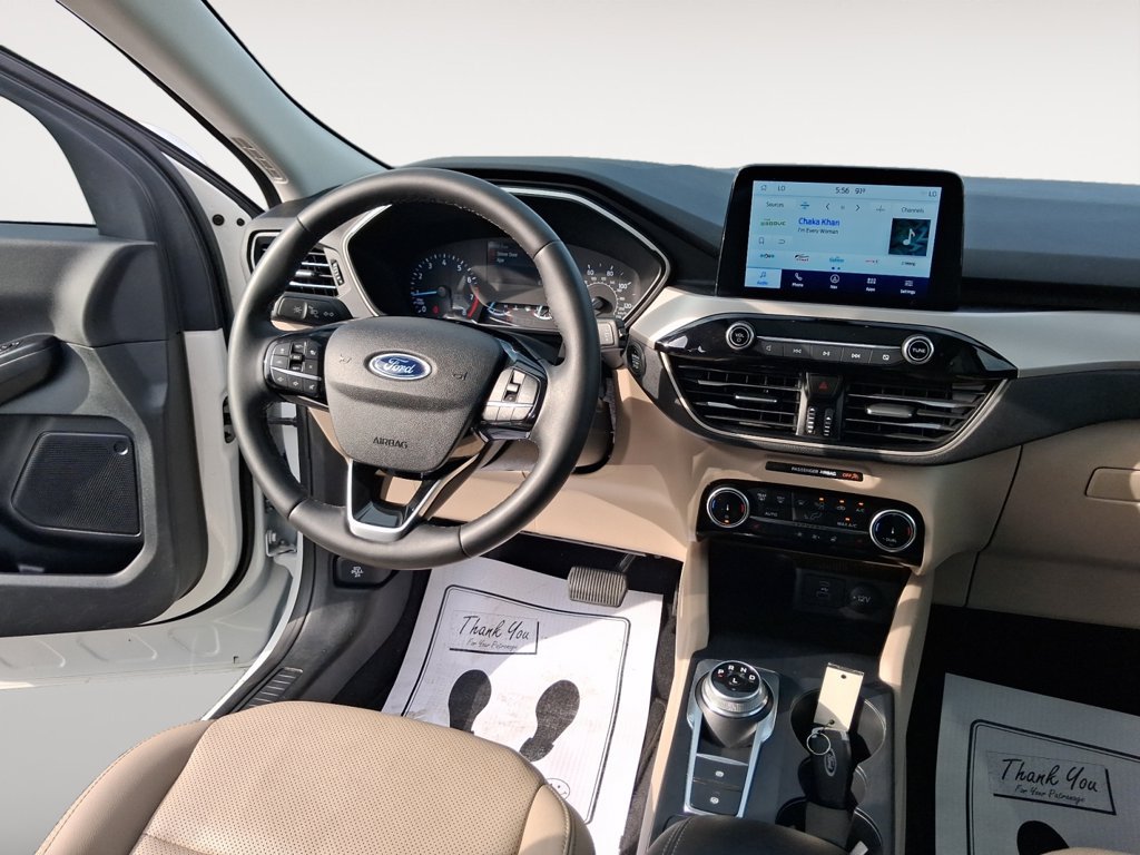 Used 2022 Ford Escape SEL FWD image 11