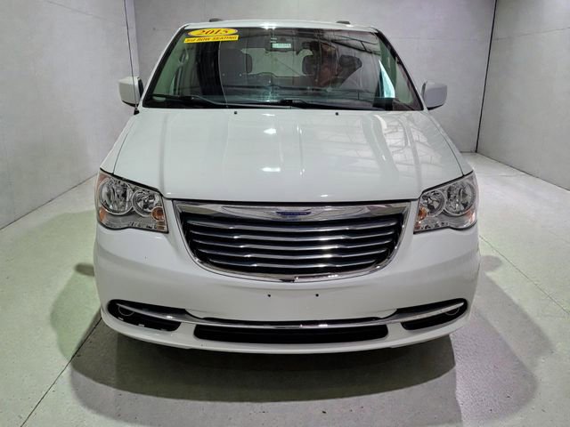 Used 2015 Chrysler Town & Country Touring w/ Driver Convenience Group image 15