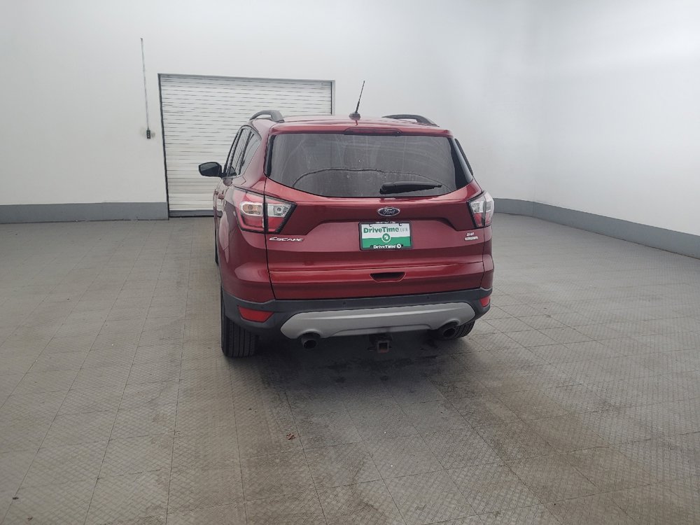 Used 2017 Ford Escape SE w/ Equipment Group 201A FWD image 6