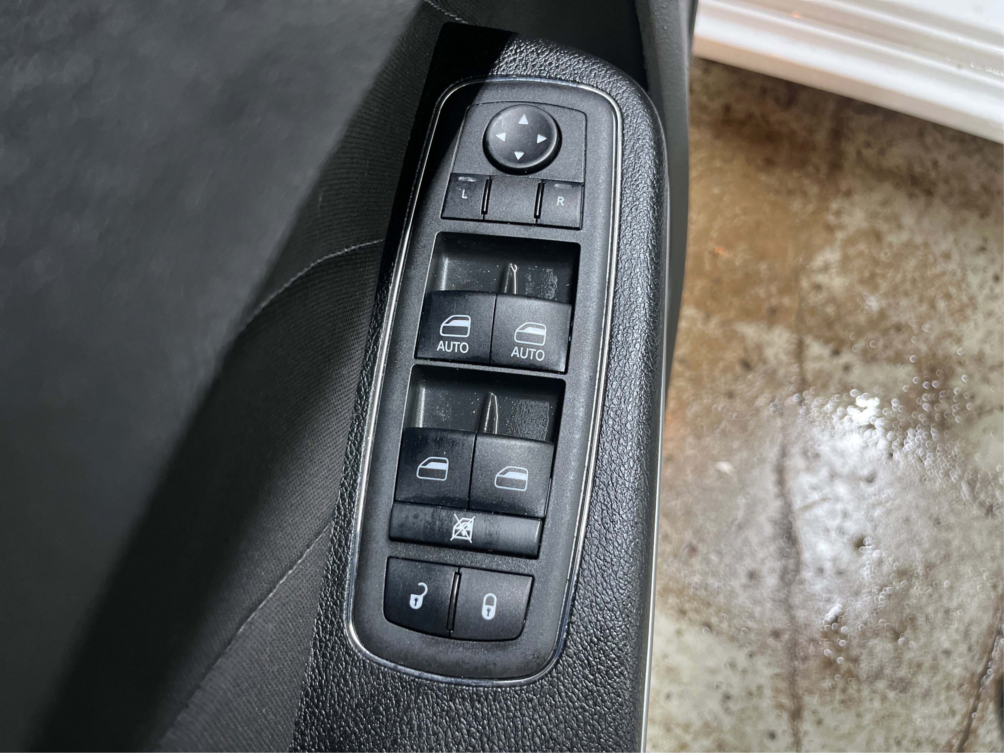 Used 2022 Dodge Charger SXT image 58