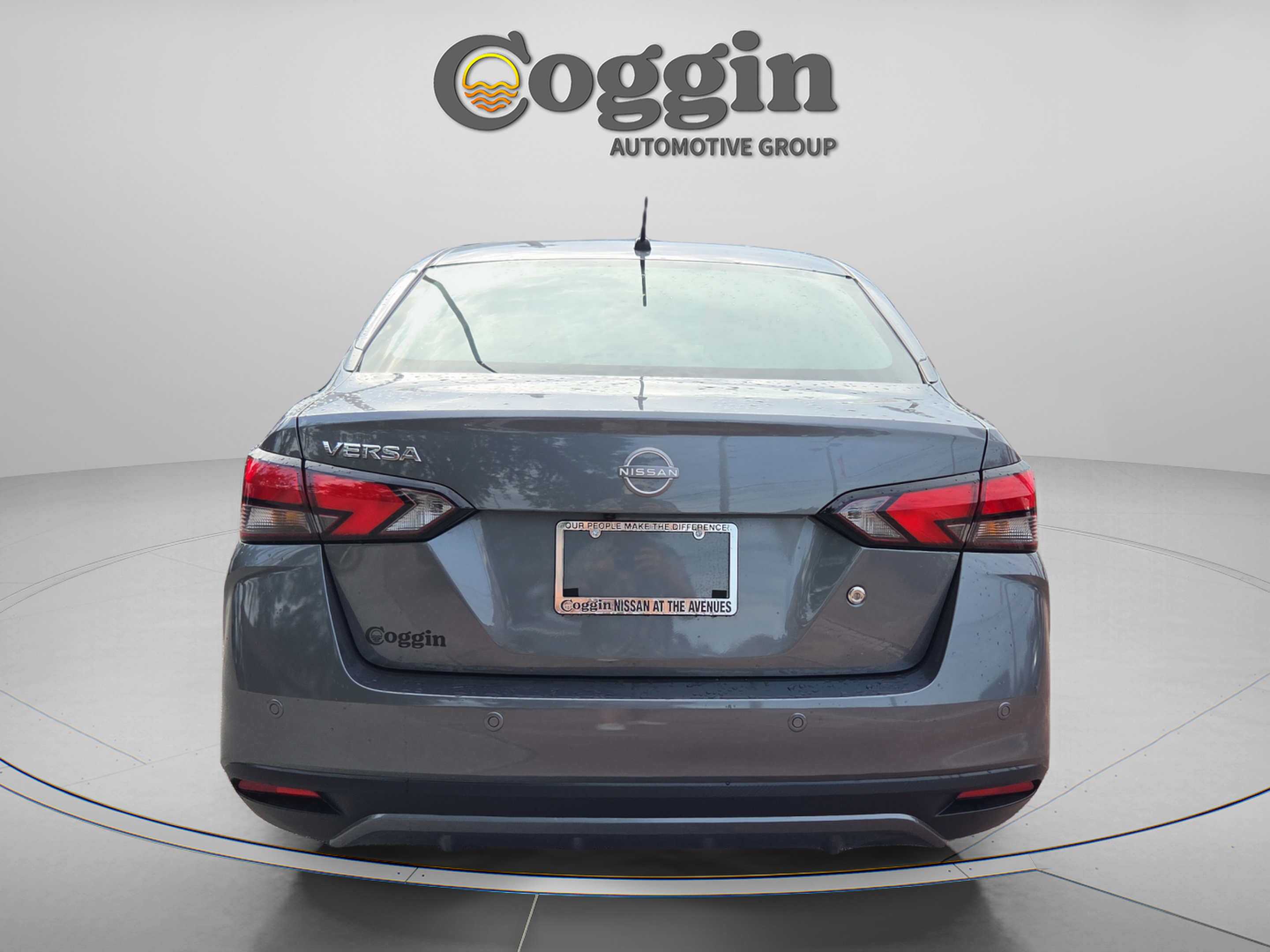 Used 2024 Nissan Versa S w/ S Plus Package FWD image 4