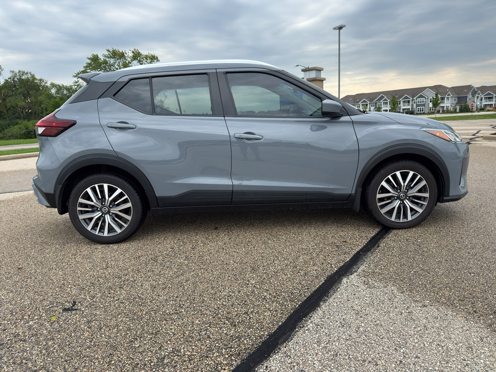 Used 2021 Nissan Kicks SV FWD image 5