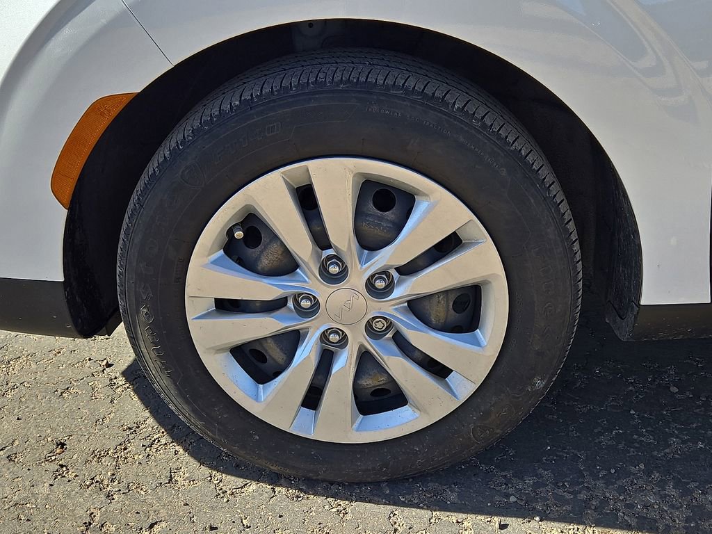 Used 2022 Kia Soul LX image 11