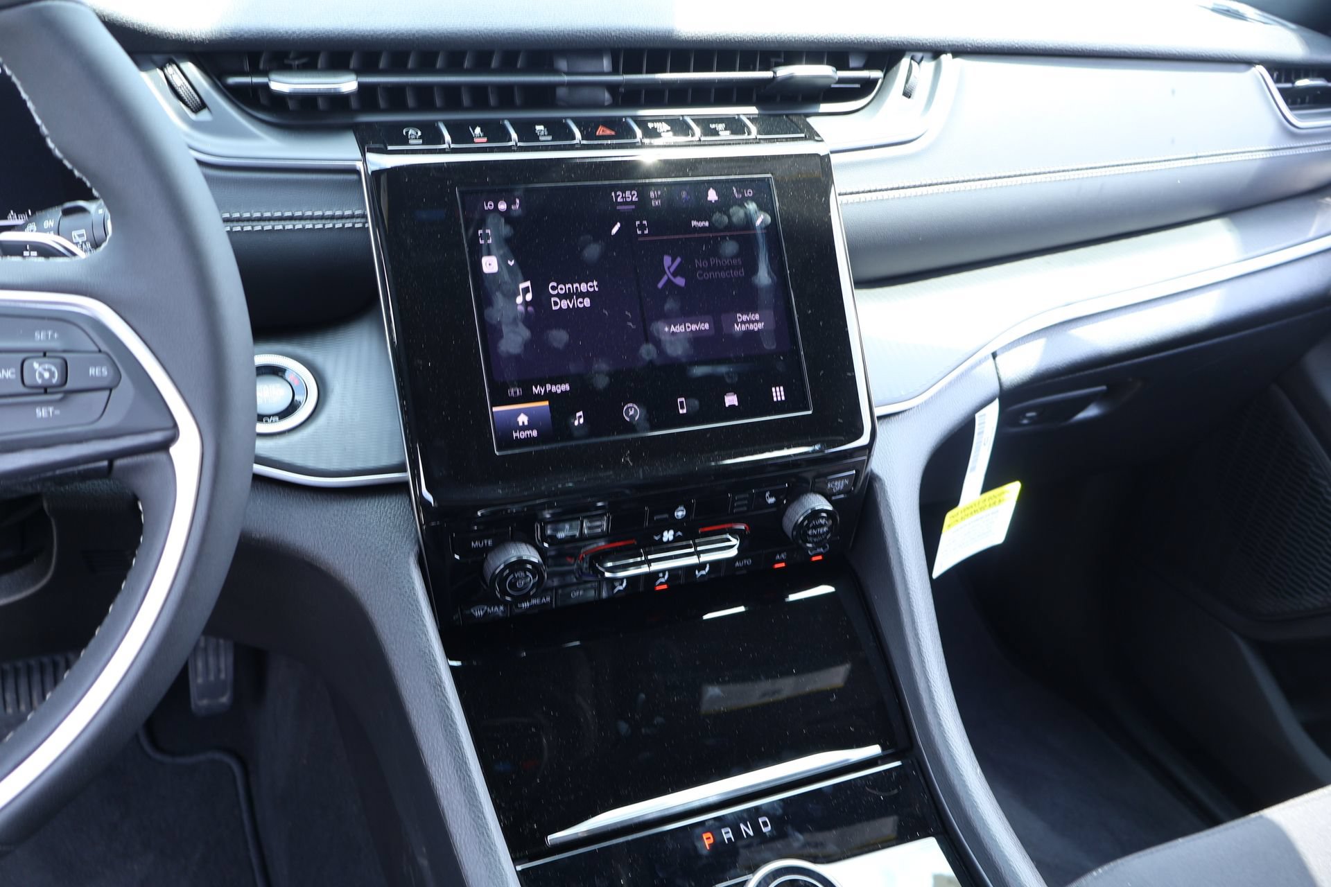 New 2026 Jeep Grand Cherokee Laredo X AWD/4WD image 5