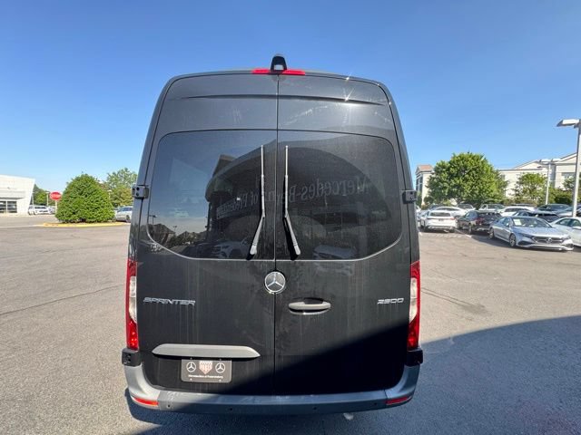 Used 2024 Mercedes-Benz Sprinter 2500 image 19
