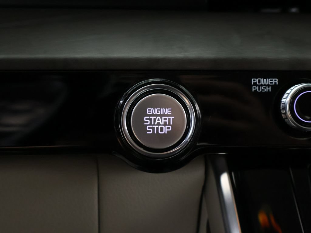 Certified 2024 Kia Carnival EX FWD image 42