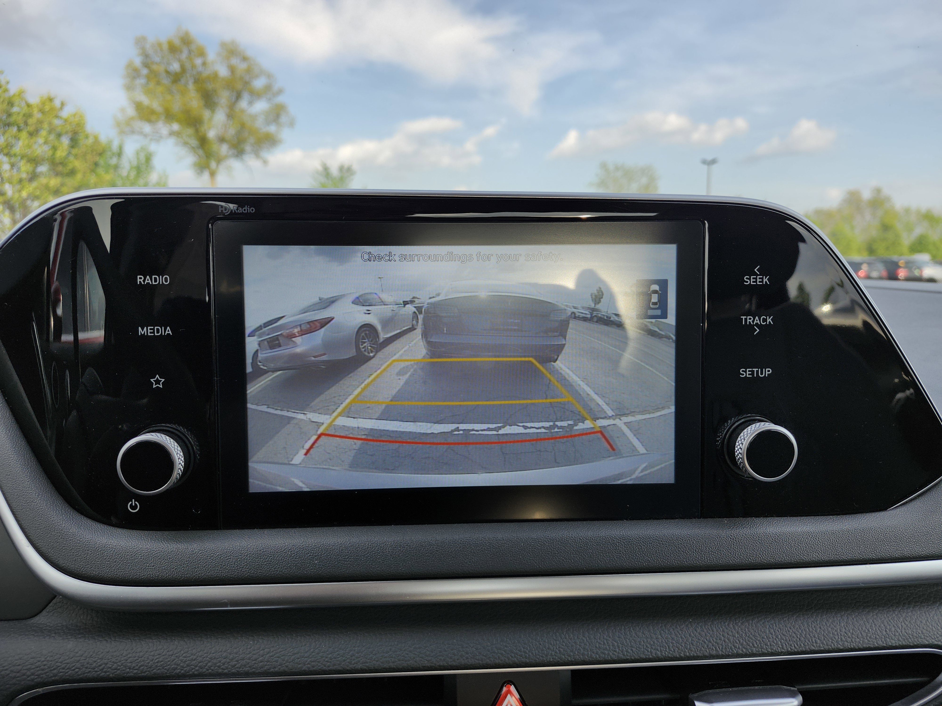 Used 2021 Hyundai Sonata SE FWD image 2