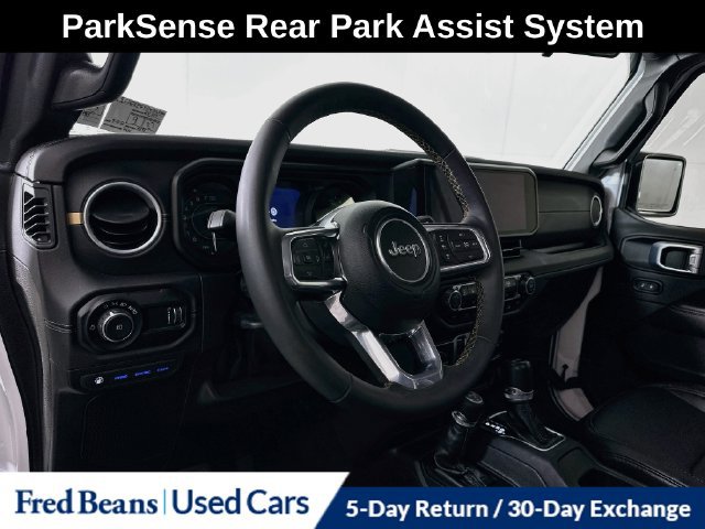 Used 2024 Jeep Wrangler Unlimited Sahara w/ Safety Group AWD/4WD image 13