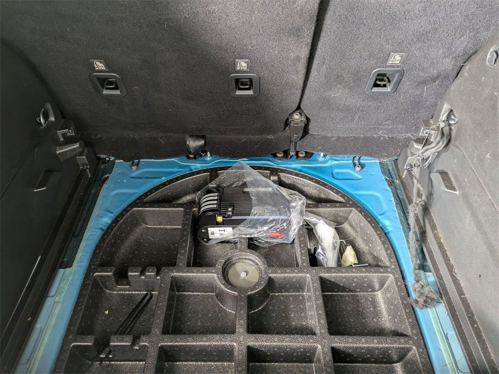 Used 2021 Jeep Renegade Latitude w/ Sun & Sound Group image 27