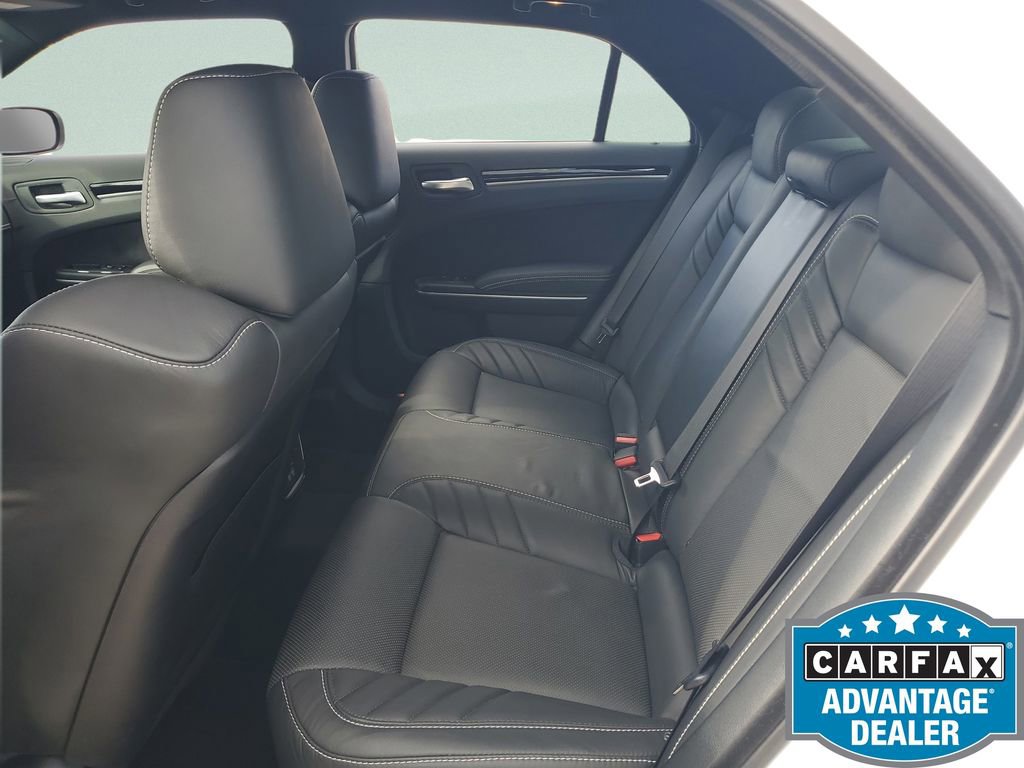 Used 2023 Chrysler 300 C image 22