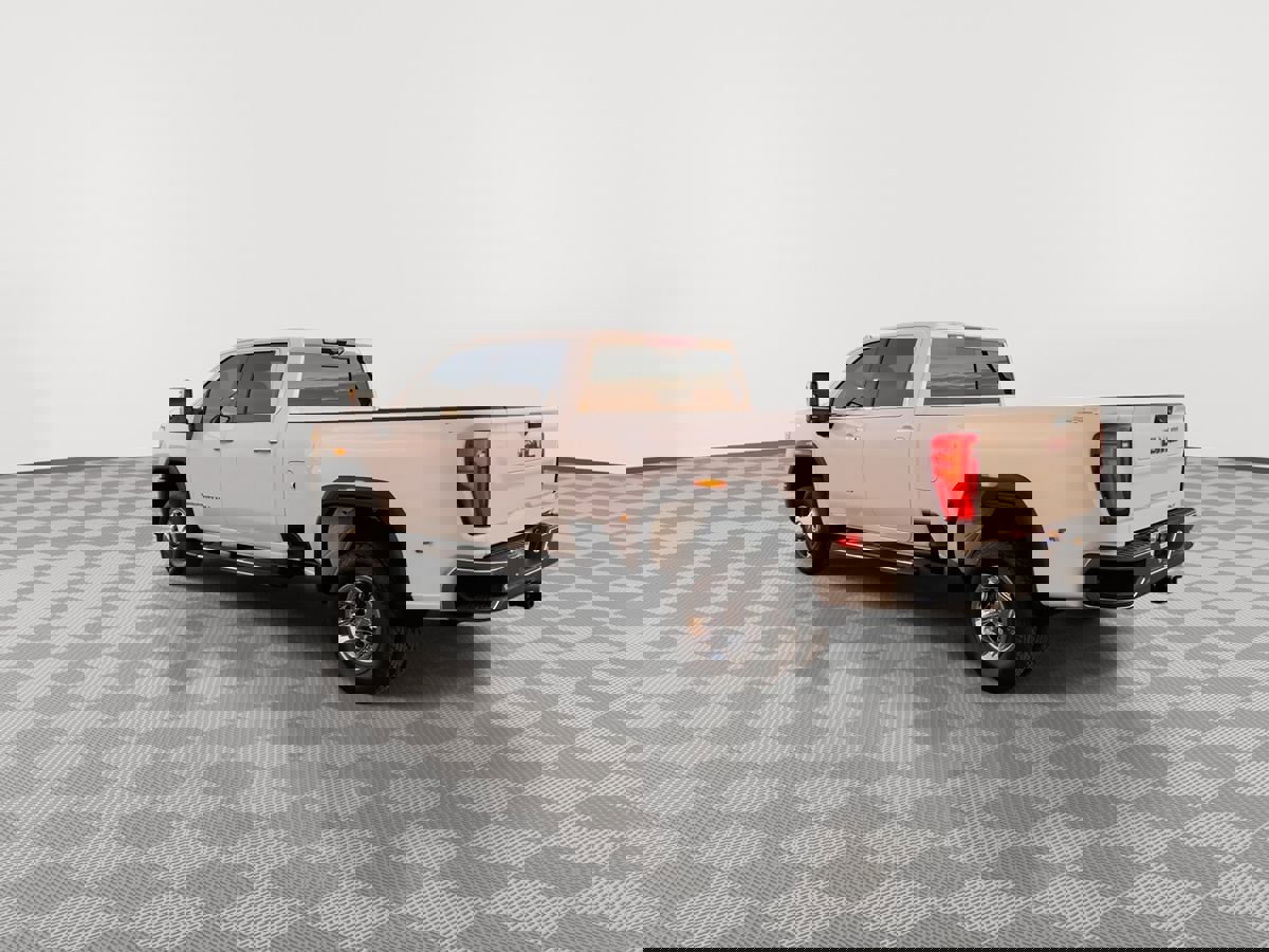 Used 2024 GMC Sierra 3500 SLT w/ SLT Premium Package image 5