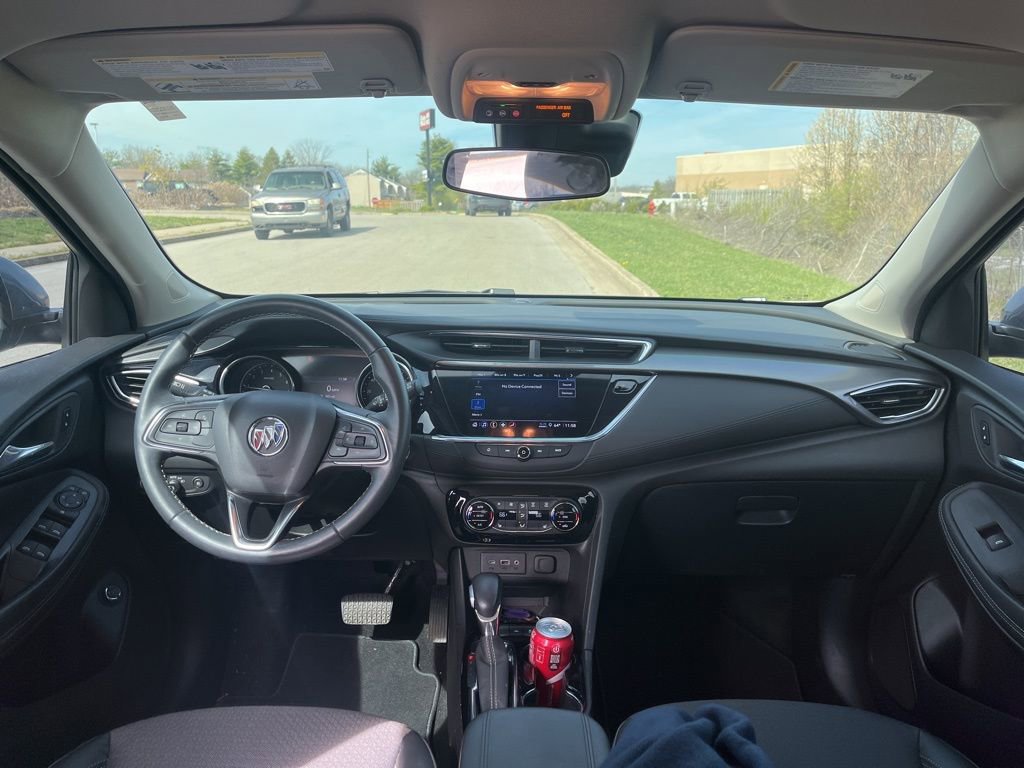 Used 2022 Buick Encore GX Select w/ Sport Touring Package image 5