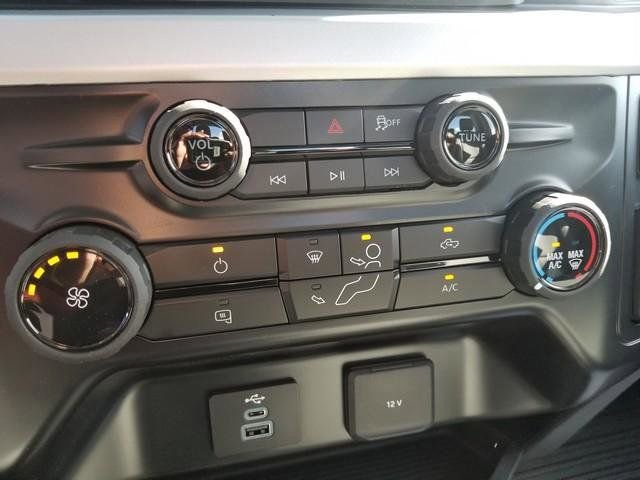 New 2026 Ford F550 4x4 Regular Cab Super Duty image 23