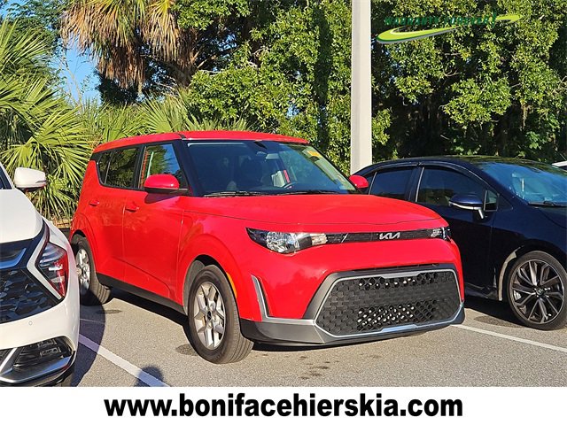 Certified 2025 Kia Soul LX w/ LX Technology Package