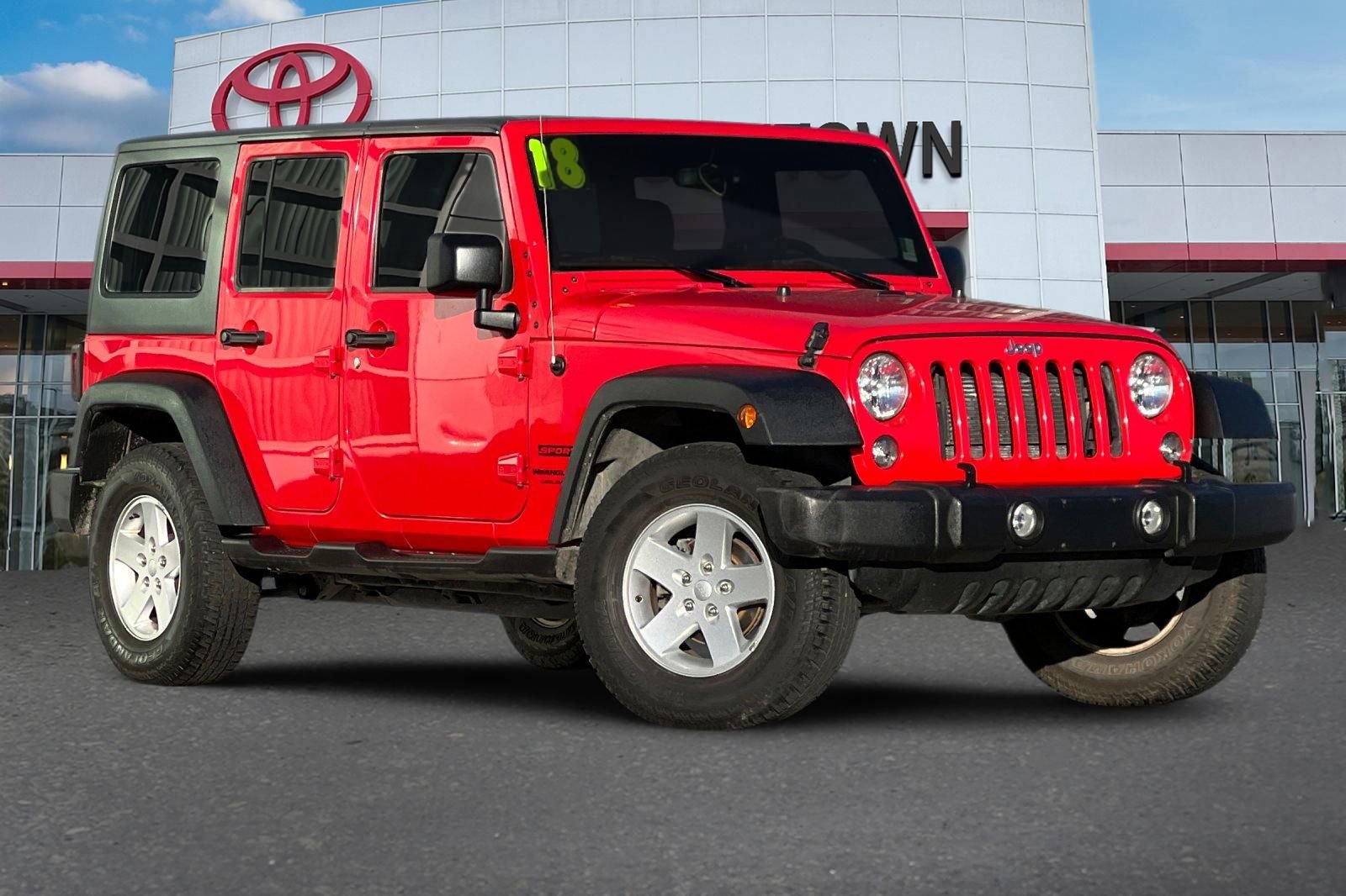 Used 2018 Jeep Wrangler Unlimited Sport S image 2