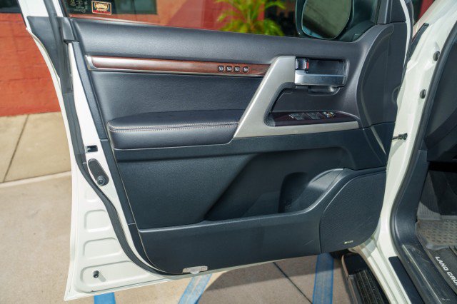 Used 2020 Toyota Land Cruiser Heritage Edition AWD/4WD image 12
