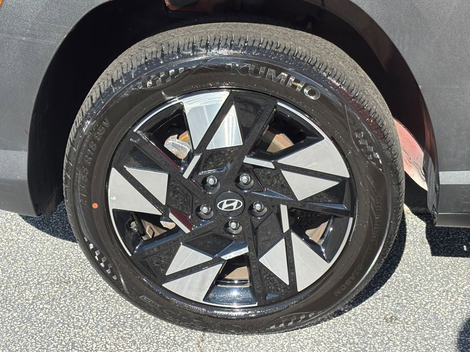 Used 2025 Hyundai Kona SEL image 32