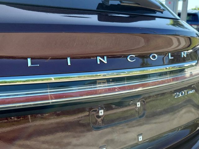 Certified 2019 Lincoln Nautilus Reserve w/ Drivers Assistance Package image 11