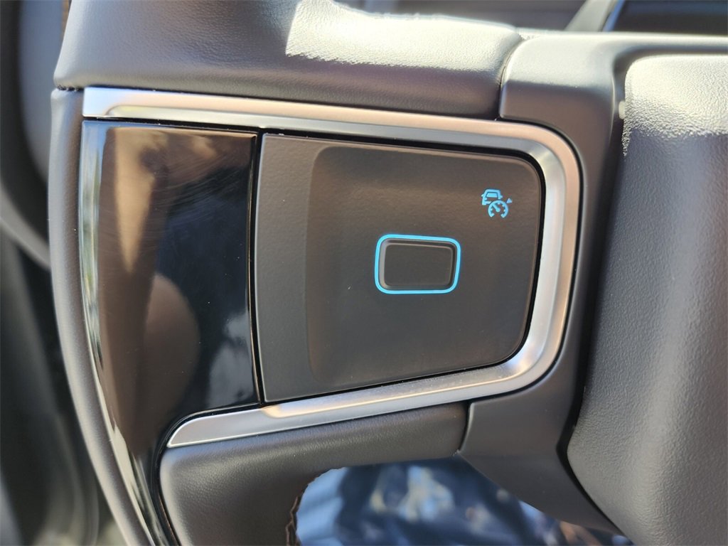 Used 2025 Ford Expedition Tremor image 26