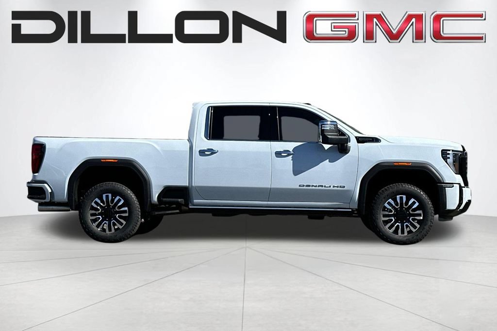 New 2026 GMC Sierra 2500 Denali Ultimate w/ Max Trailering Package AWD/4WD image 3