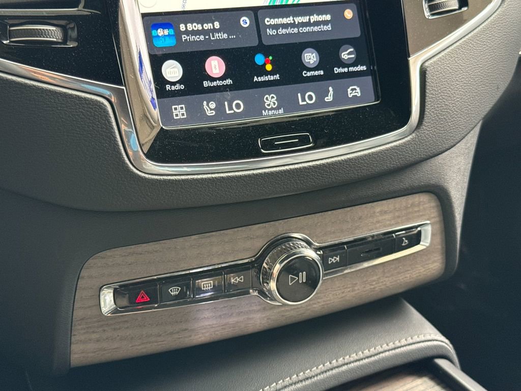 Certified 2023 Volvo XC90 B6 Ultimate AWD/4WD image 21
