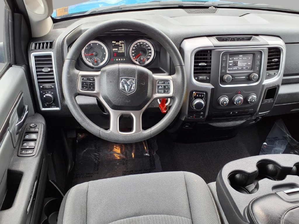 Used 2024 RAM 1500 Classic SLT AWD/4WD image 4
