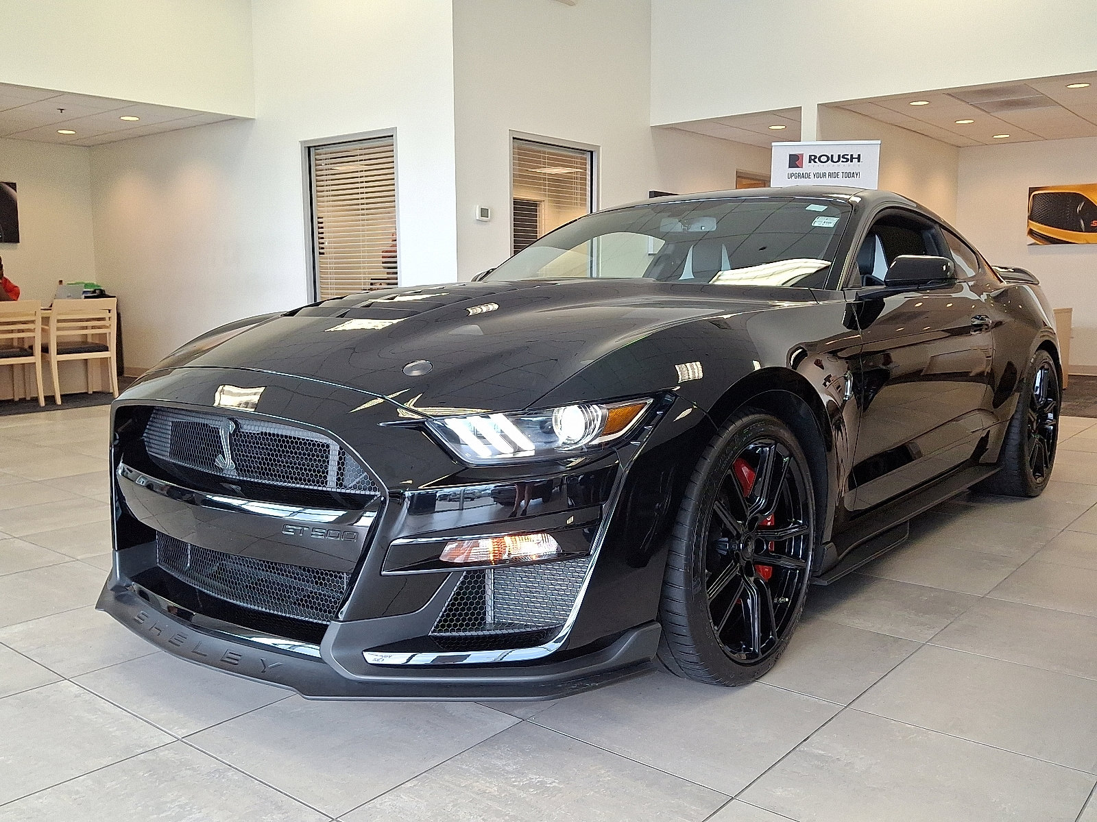 Certified 2022 Ford Mustang Shelby GT500 w/ Technology Package image 5