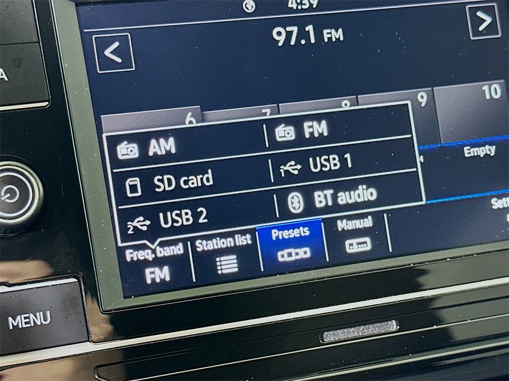 Used 2022 Volkswagen Taos S image 26