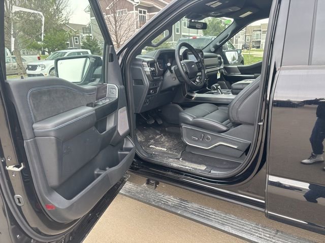 New 2025 Ford F150 Platinum w/ FX4 Off-Road Package AWD/4WD image 12