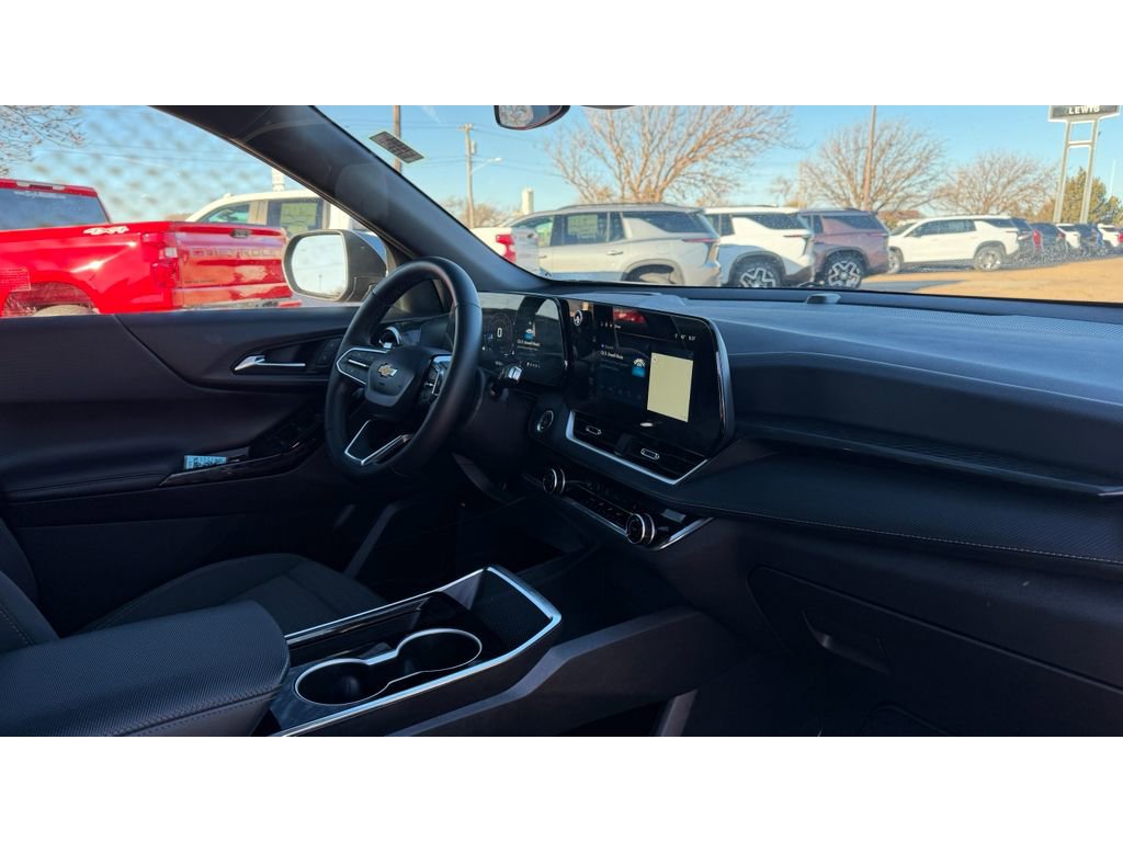 Certified 2025 Chevrolet Equinox LT image 12