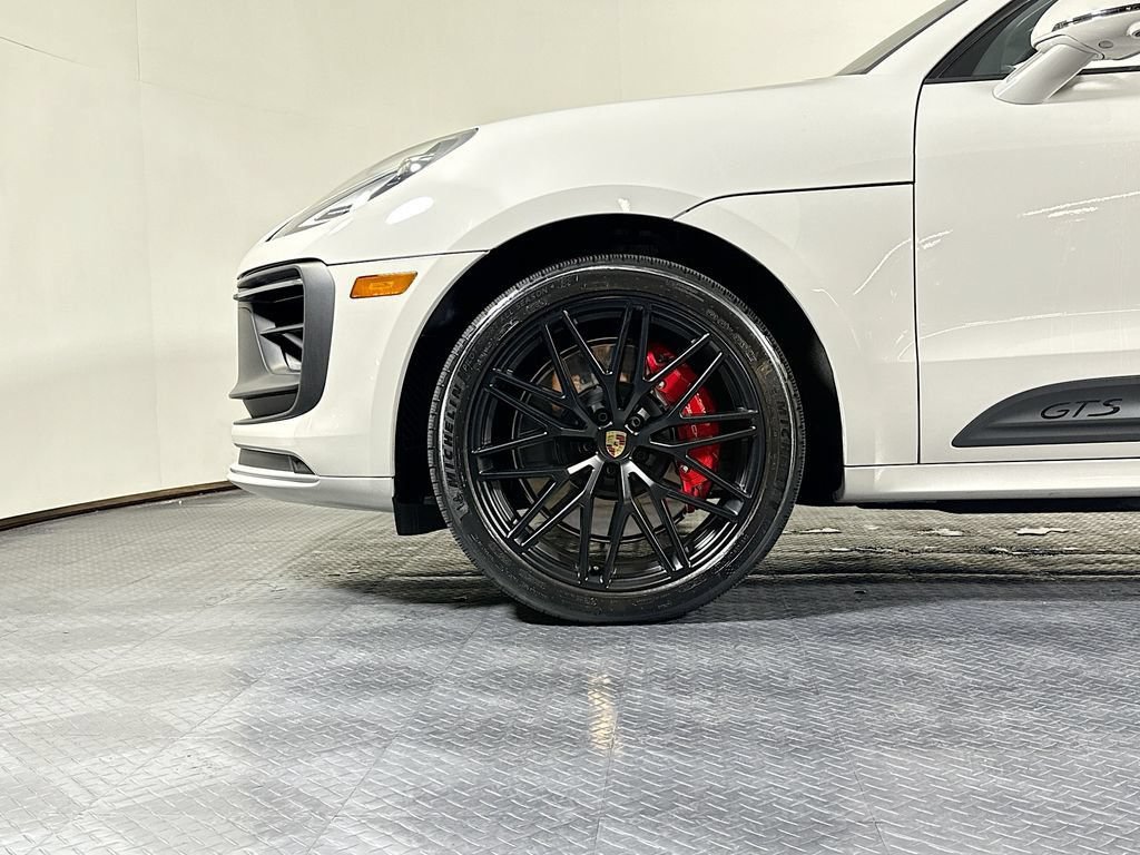 Certified 2024 Porsche Macan GTS AWD/4WD image 34