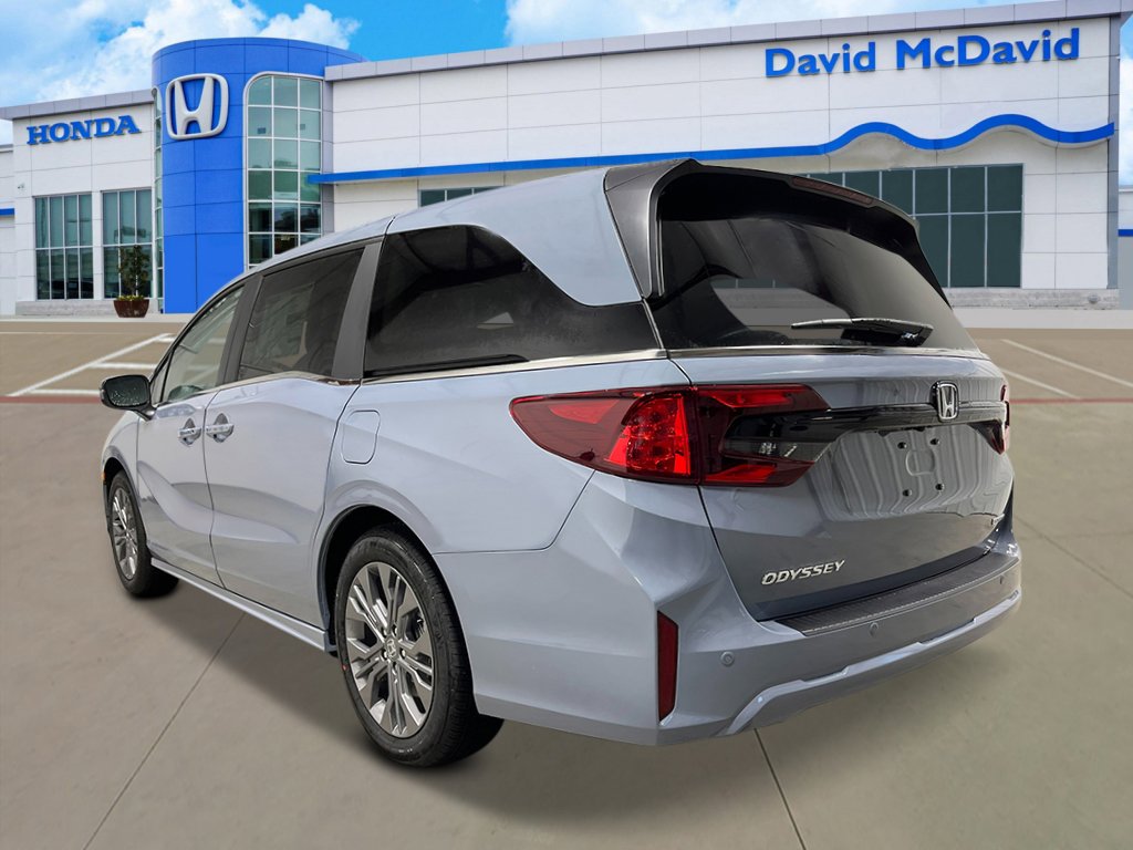 New 2026 Honda Odyssey Touring image 4