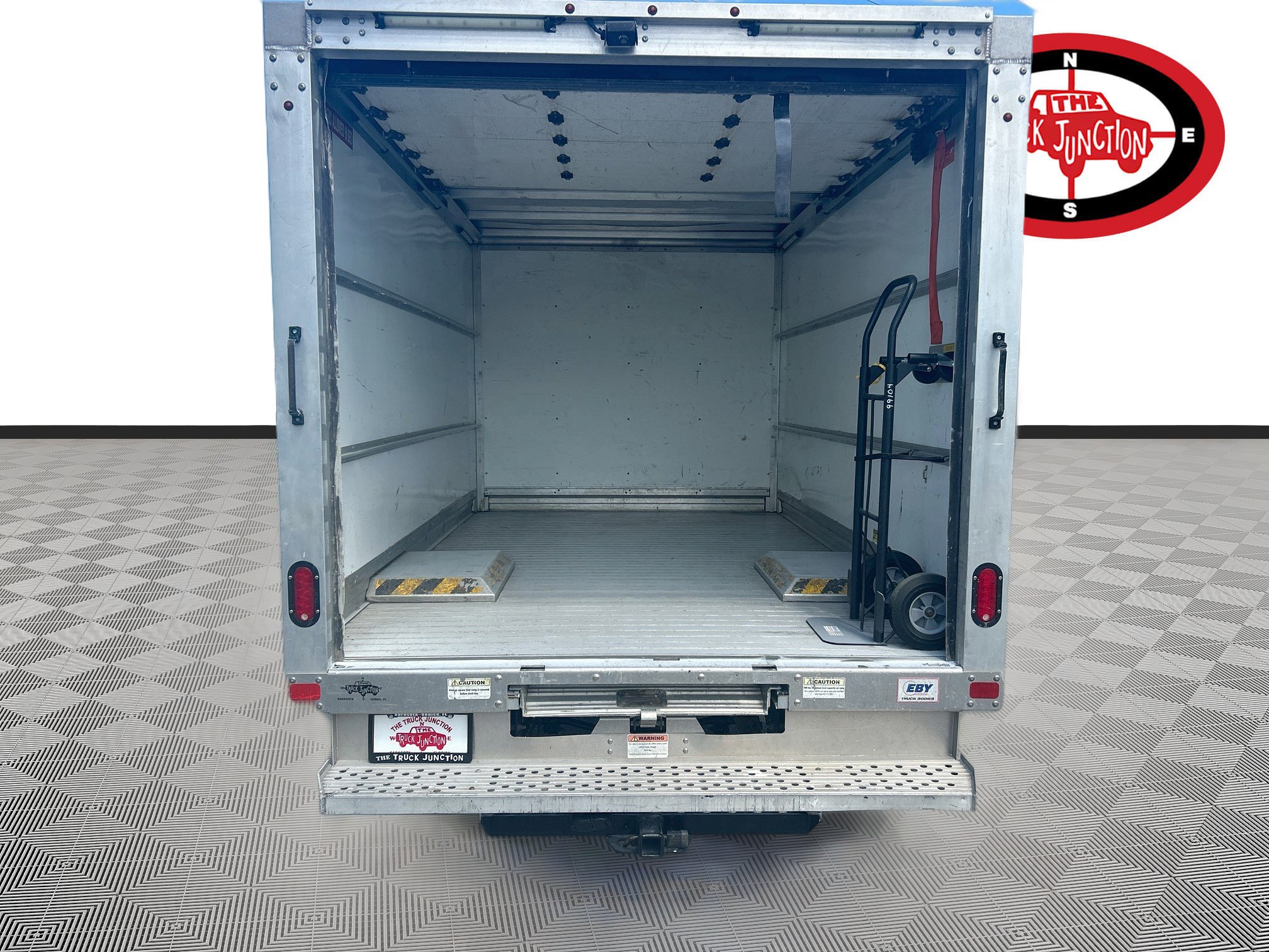 Used 2019 Ford Transit 350 156 DRW RWD image 24