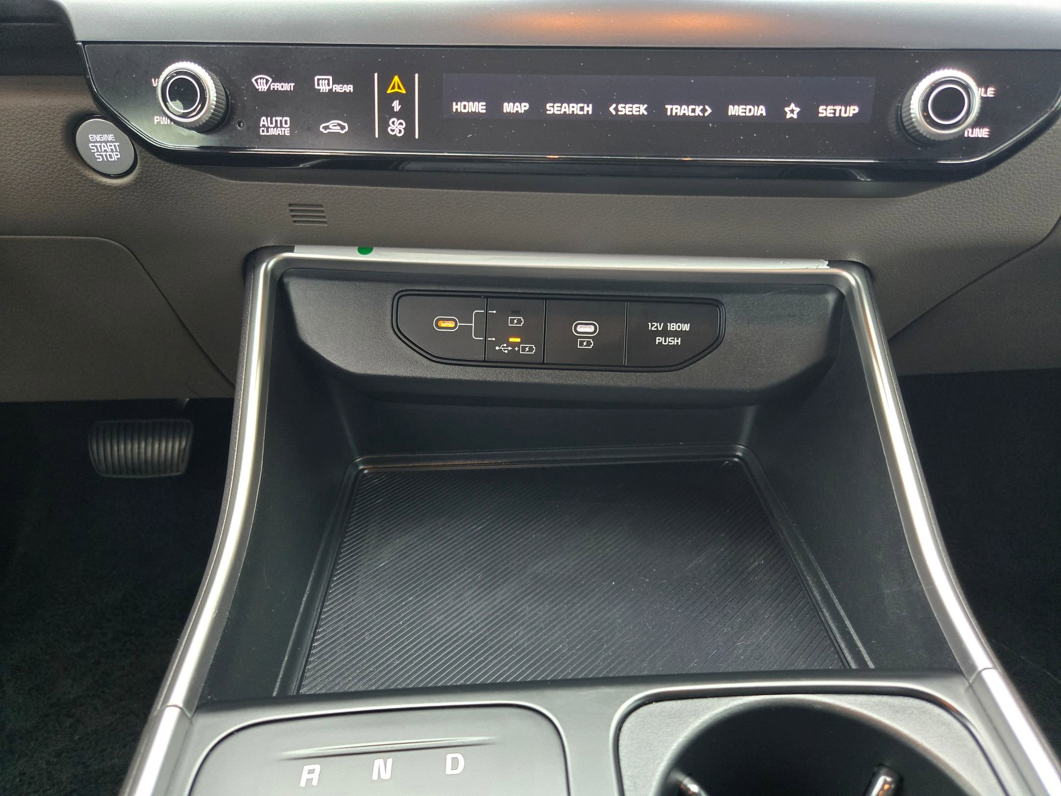 Certified 2025 Kia Carnival LXS image 15