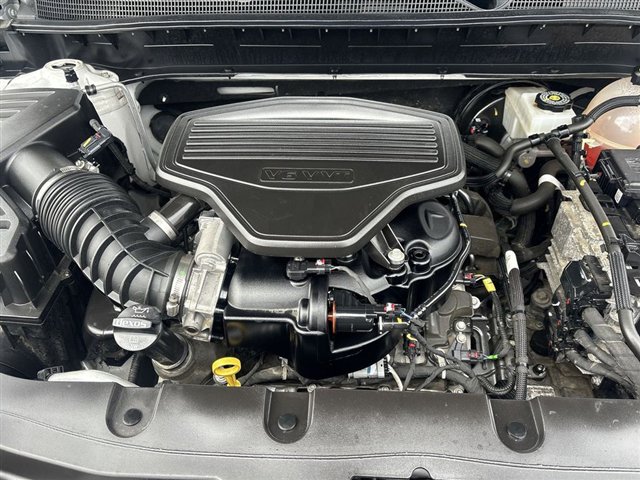 Certified 2023 Chevrolet Blazer RS w/ Driver Confidence II Package image 30