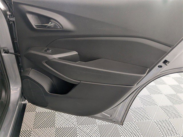 Certified 2025 Chevrolet Trax LT w/ LT Convenience Package image 30