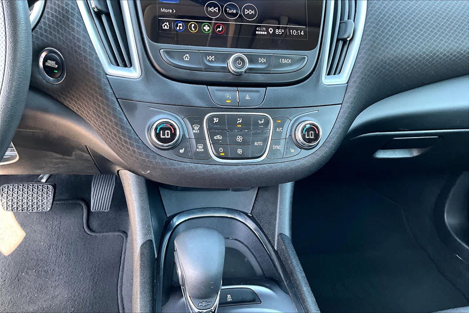 Used 2023 Chevrolet Malibu LT FWD image 30