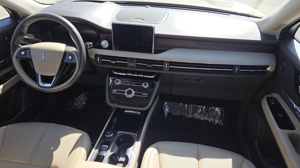 Used 2020 Lincoln Corsair Reserve w/ Equipment Group 201A image 32