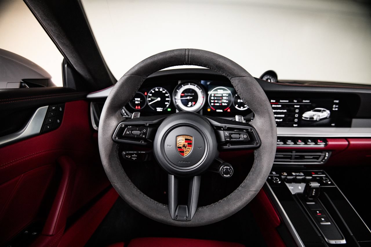 Certified 2022 Porsche 911 Turbo S AWD/4WD image 26