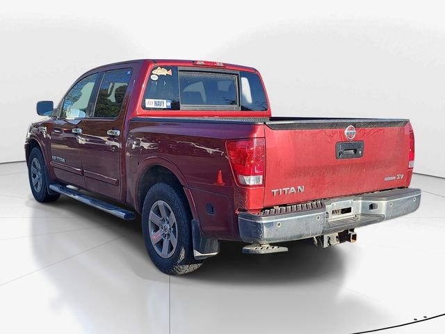 Used 2015 Nissan Titan SV w/ SV Value Truck Package image 5
