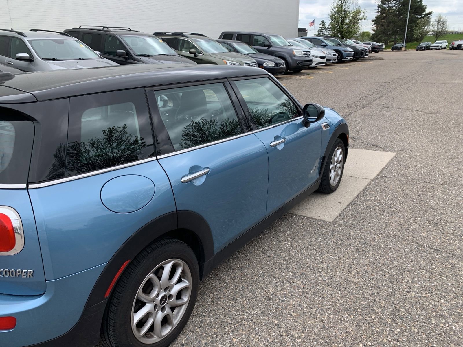 Used 2017 MINI Cooper Clubman ALL4 AWD/4WD image 5