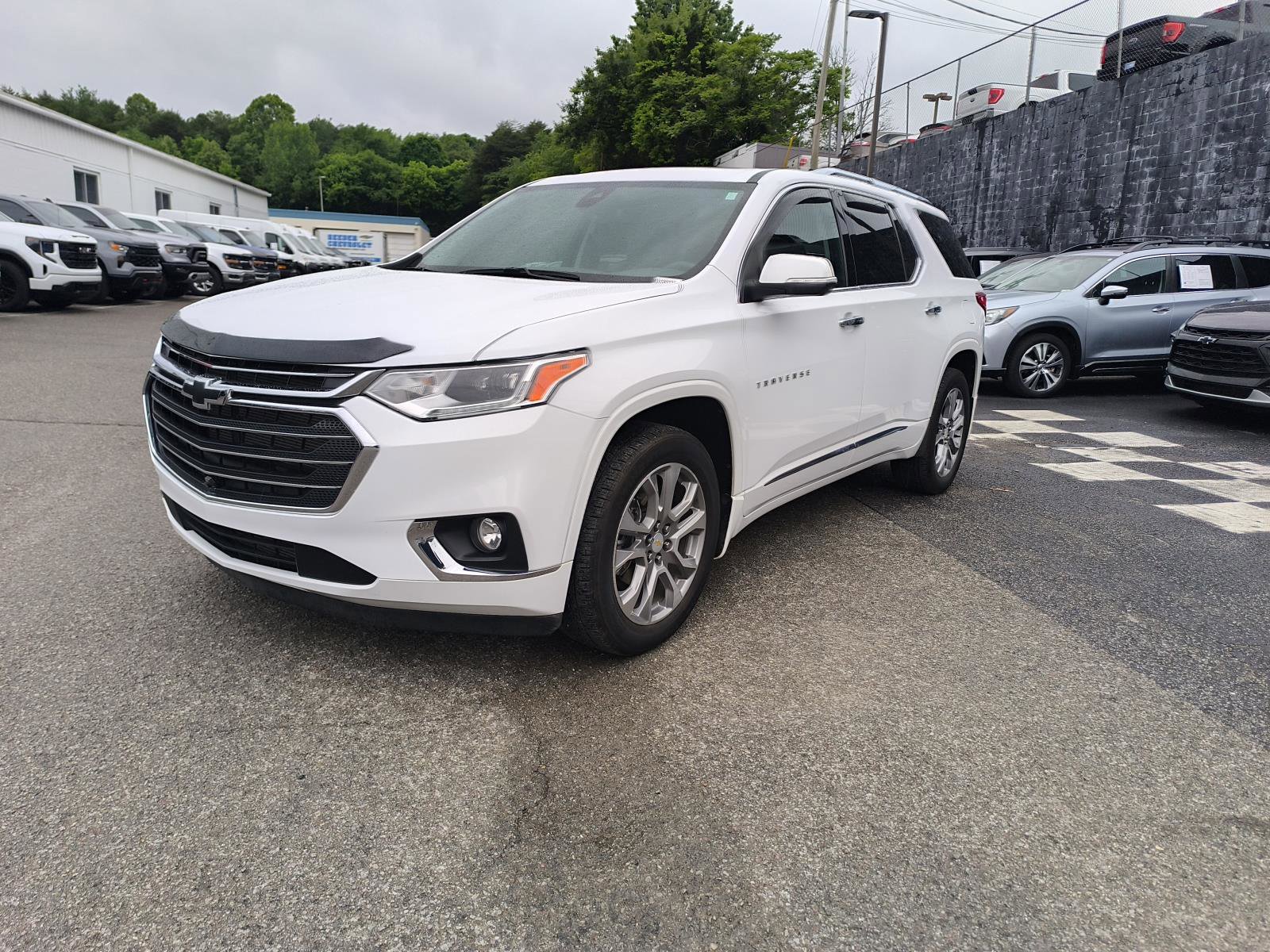 Used 2021 Chevrolet Traverse Premier FWD image 7