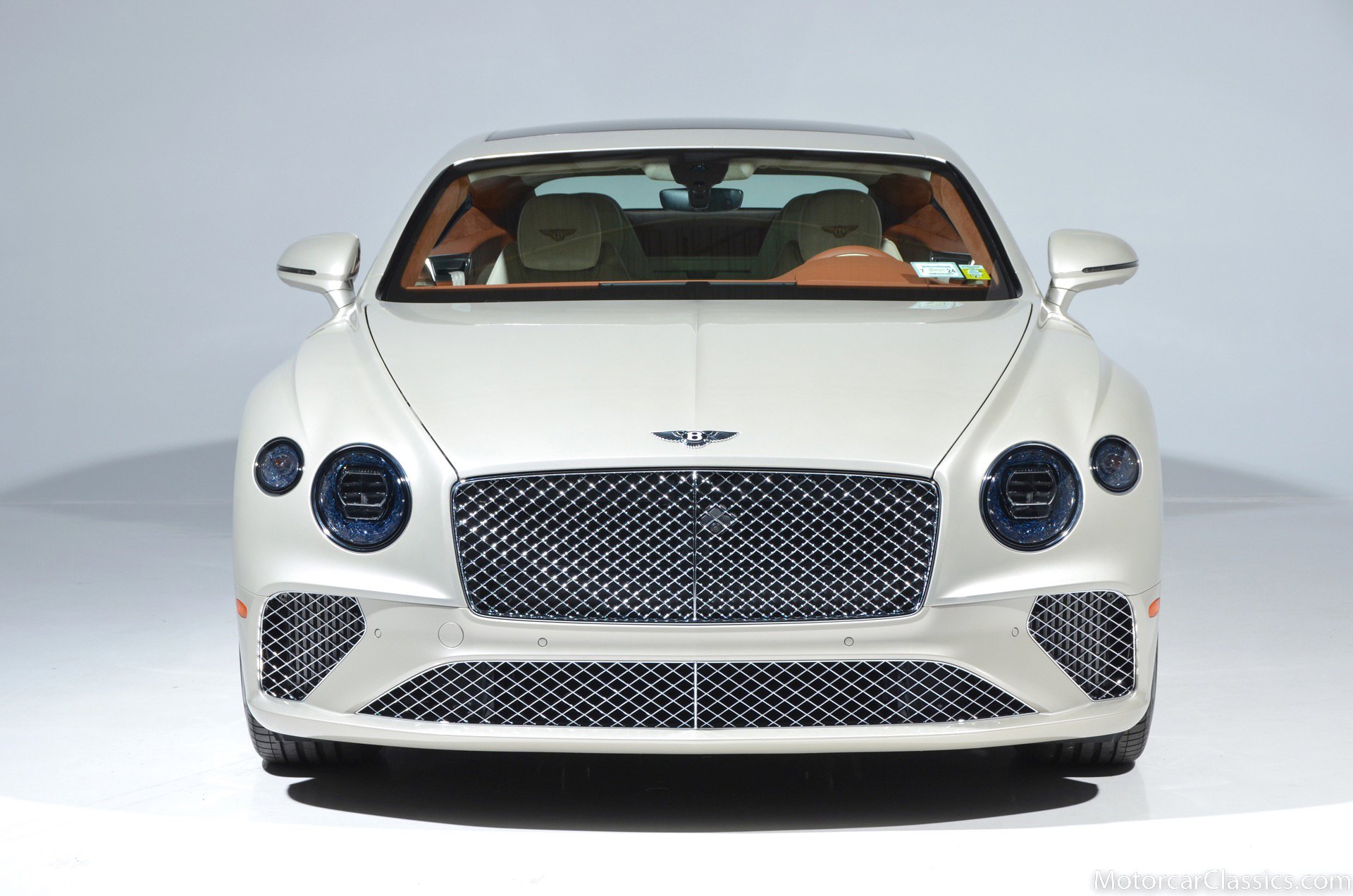Used 2022 Bentley Continental GT image 2